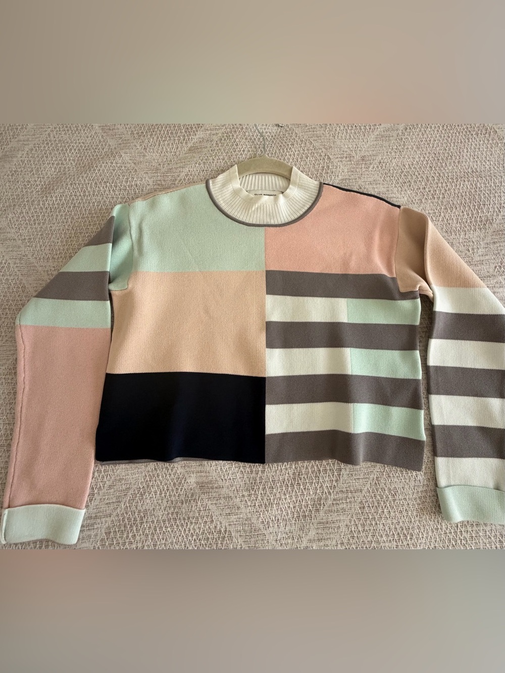 $220 NWOT XS/S Club Monaco Pastel Colorblock Cropped Knit Sweater - Picture 3 of 8